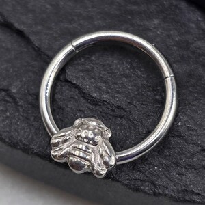 16g Titanium ASTM F136 Spike Chevron Implant Grade Hinged Segment Clicker Septum Helix Piercing Cartilage Daith Piercing Ring