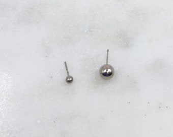 Titanium ASTM F136 Threadless Minimalist Ball Top For Threadless Barbells Sold Separately Piercing Conch Flat Cartilage Helix Labret Monroe