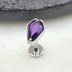 16g Titanium ASTM F136 Internal Thread Amethyst CZ Coffin Top Piercing Conch Flat Cartilage Helix Labret Monroe