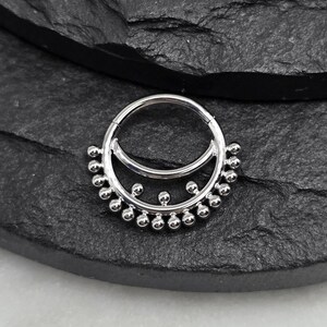 16g Implant Grade Titanium Bead Fan Lined Hinged Segment Septum Helix Piercing Cartilage Daith Hoop Piercing Ring
