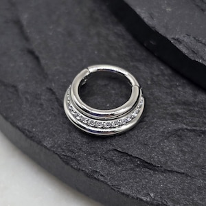 16g Titanium ASTM F136 Triple Band Stack Micro White CZ Gems Implant Grade Hinged Segment Clicker Septum Helix Piercing Cartilage Daith Hoop