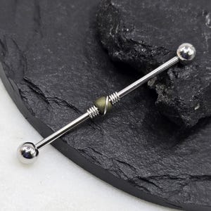 14g 16g Matte Olive Single Bead Industrial Barbell Scaffold Piercing Wedding Jewelry 32mm 35mm 38mm 1.6mm