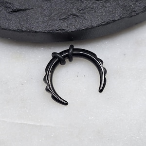 14g , 12g , 10g, 8g Black PVD Plate 316L Surgical Steel Septum Pincher Claw Carved Ridges