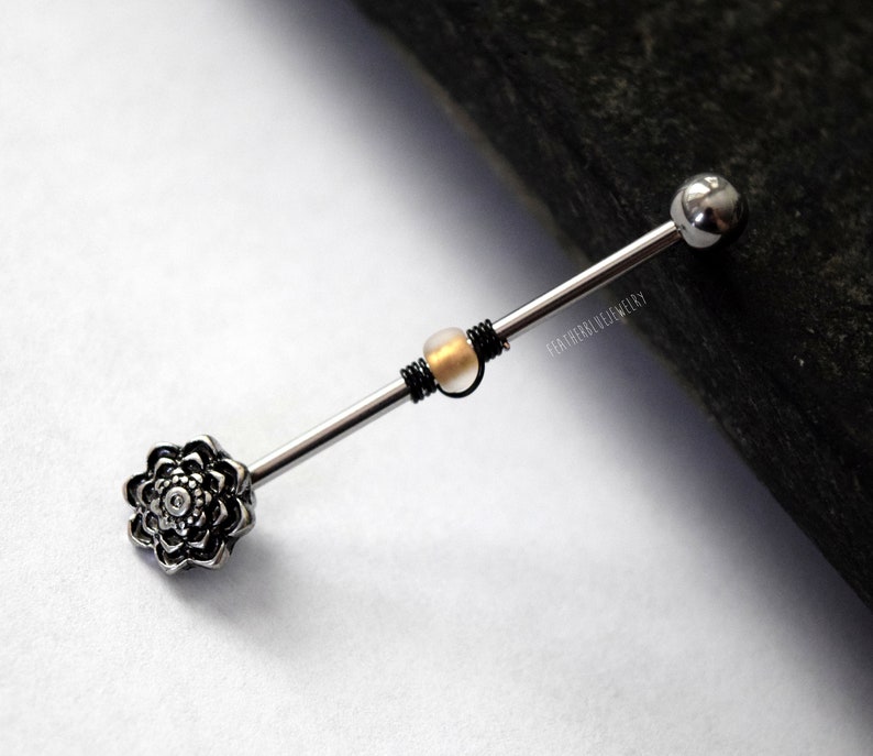 Industrial Barbell Cartilage Jewelry Scaffolding 14g 1 3//8/" Black Sun