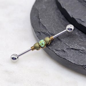 14g 16g Matte Olive Green Turquoise Glass Beaded Industrial Barbell Scaffold Piercing Jewelry Glass Wiring Centerpiece