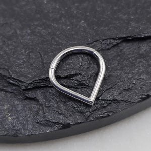 16g V Spike Hinged Segment Clicker Piercing Hoop Ring Solid 316L Surgical Steel Septum Daith Cartilage
