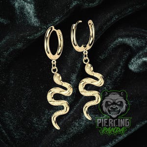 Pair of Snakes Dangling Gold PVD Plated Solid Steel Hinged Segment Clicker Helix Earrings Cartilage Piercing Hoop Rings Halloween