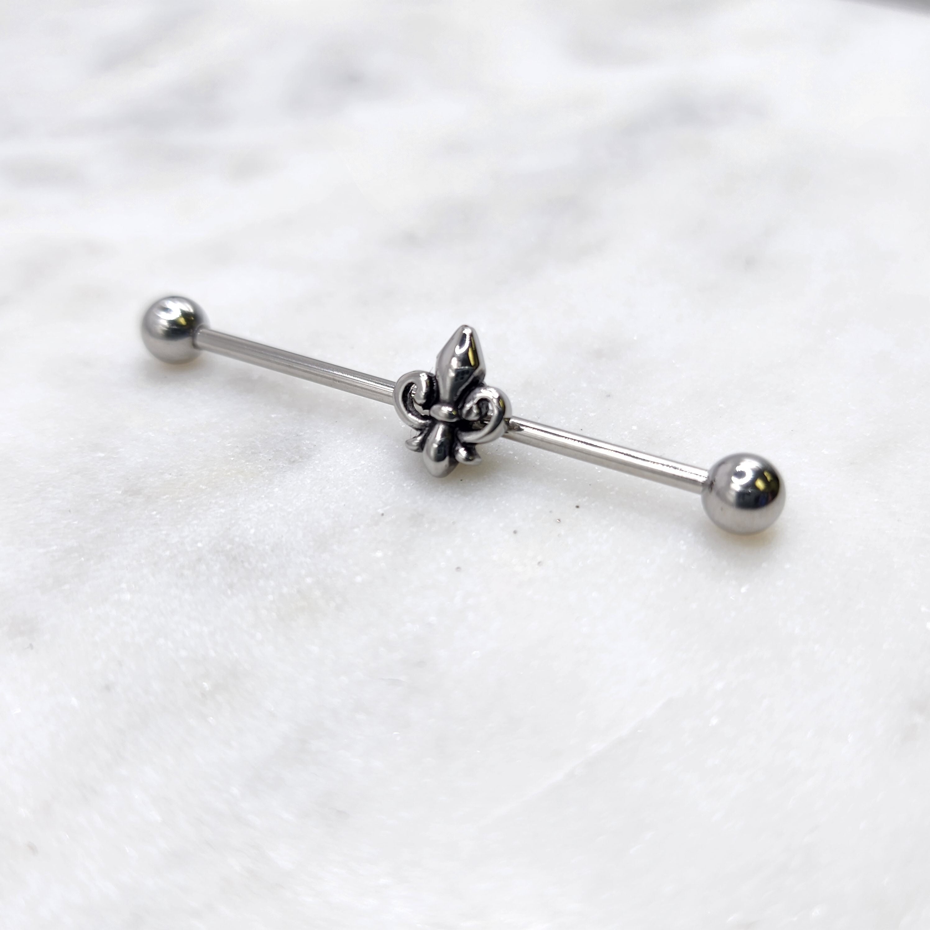 14g 16g Fleur De Lis Charm Industrial Scaffold Piercing Barbell 316L Surgical Steel External Thread