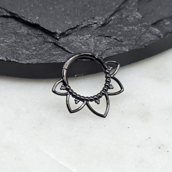 16g Titanium ASTM F136 Black PVD Beaded Lotus Hinged Segment