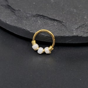 18g 20g Pearl Glass Hinged Segment Clicker Gold PVD 316L Surgical Steel Three Beads Nose Piercing Helix Cartilage Hoop Ring