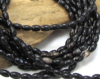 Perles en agate noire, perles noires ovales 6 x 4 mm, brin de 15 pouces, article 2330ag