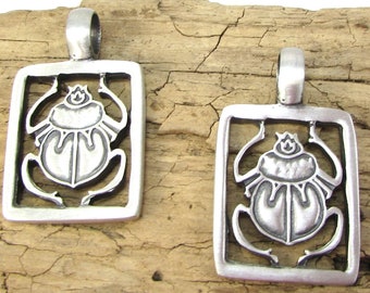 Beetle Pendant, 39x23.5mm Rectangle with Cutout Pendant, Jewelry Supplies, Necklace Supplies, Item 134p