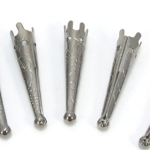 Bolo Tips, 33x7mm Gunmetal Plated Steel, Twenty (20) Bolo Tips with Flower Design, Bolo Supplies, Jewelry Supplies, Item 899m