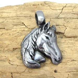 Horse Pendant, 35x24mm Horse Pendant, Jewelry Supplies, Necklace Supplies, Item 162p