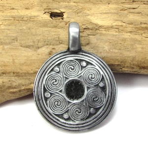 Spirals Pendant, 45x31mm Round Spirals Pendant, Jewelry Supplies, Item 202p