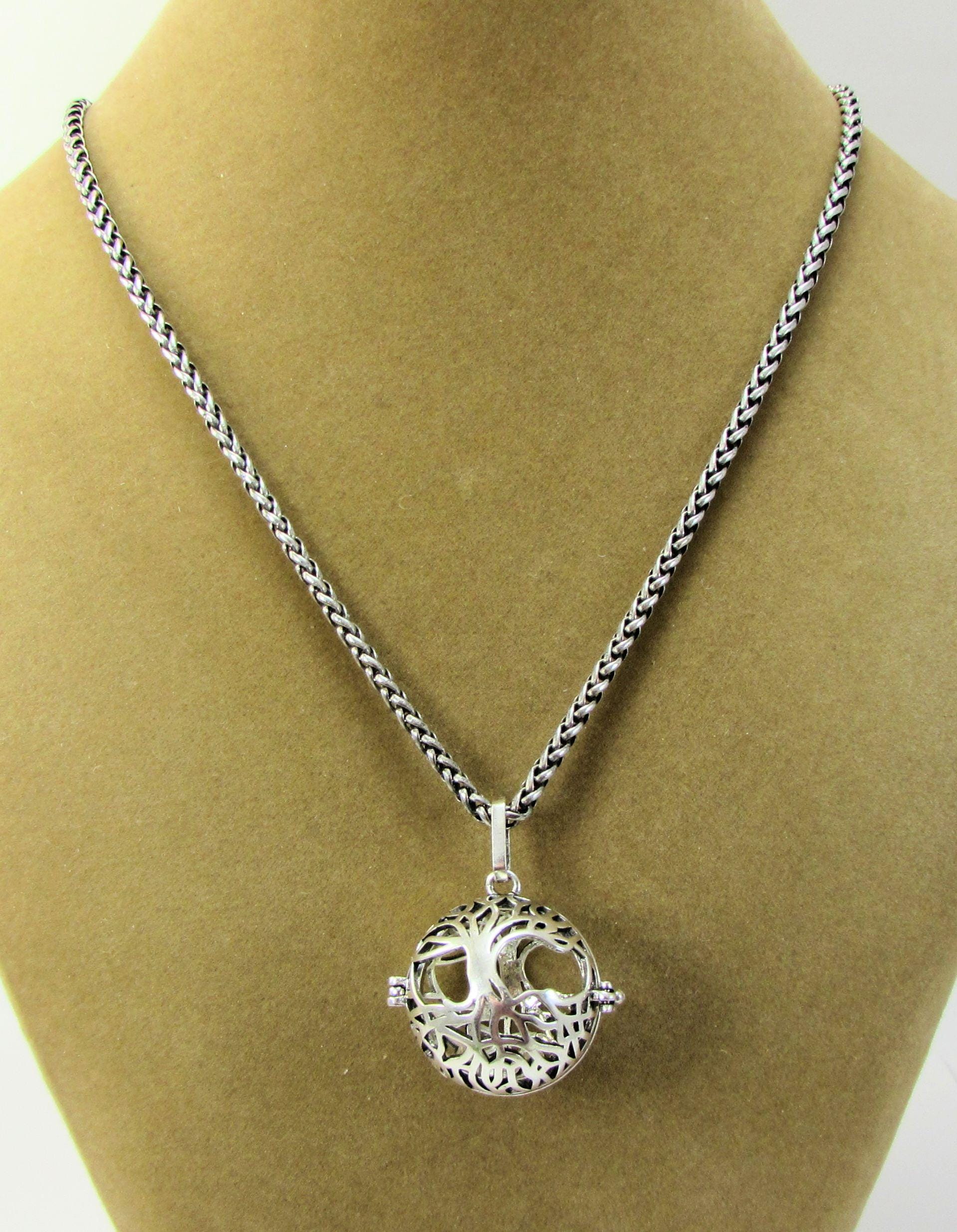 Collier Argent Pendentif Arbre De Vie – Breloque Cage – Occasion – Très Bon état
