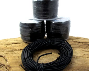 1 mm zwart gewaxt katoenen koord, 25 meter spoel, artikel 637c