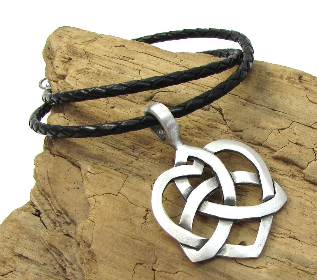 Celtic Knot Heart Pendant Necklace, 45x30mm Heart Pendant, 3mm Custom