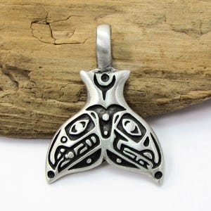 Whale Tail Pendant, 40x30mm Whale Tail Pendant, Jewelry Supplies, Item 489p