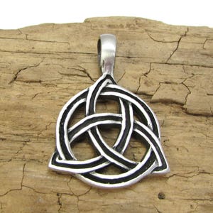 Celtic Knot Pendant, 40x29mm Celtic Knot Pendant, Jewelry Supplies, Item 100p
