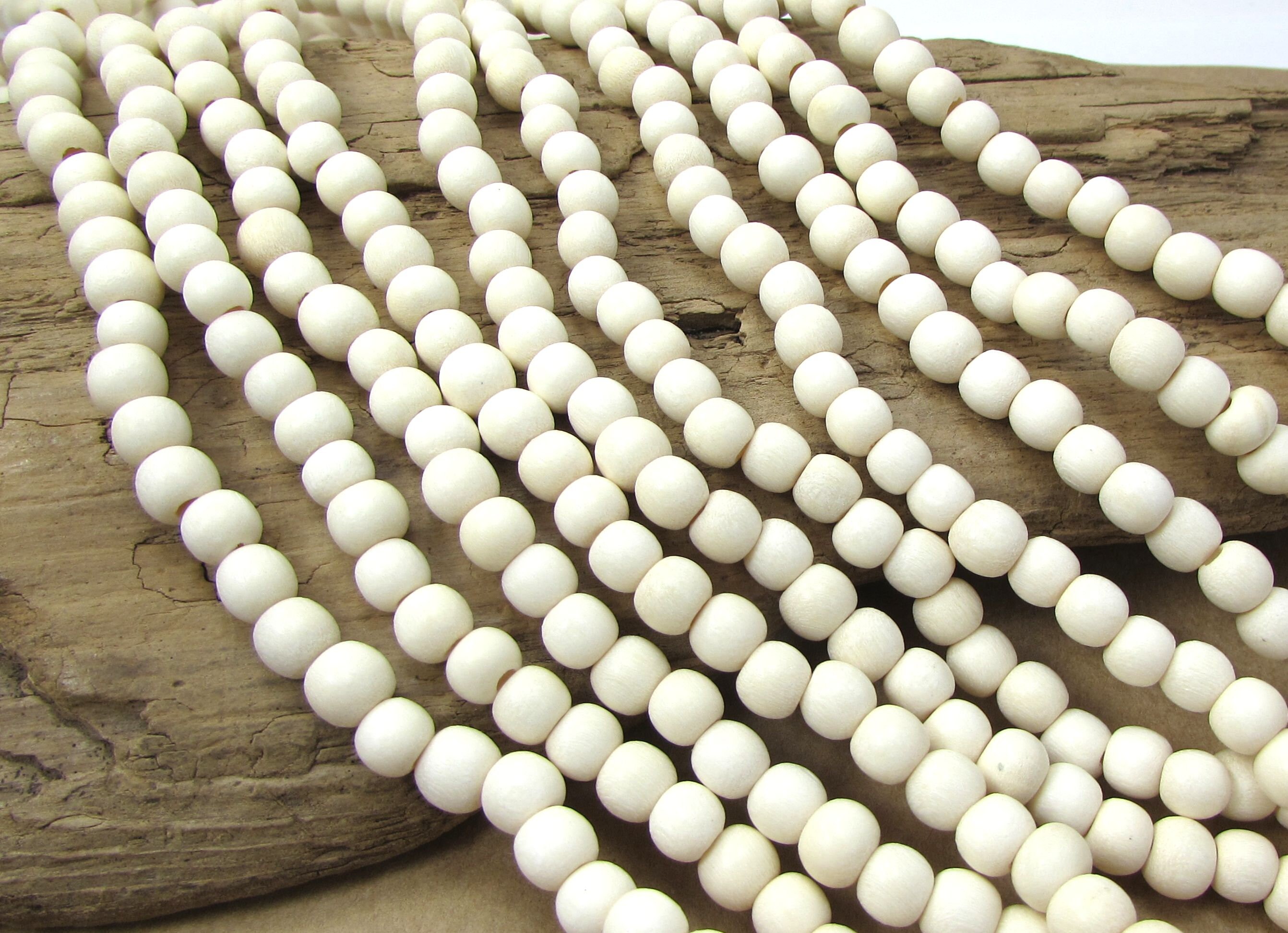 7mm White Round Wood Beads, Natural Wood Dyed Beads 50 Pcs / WBR7