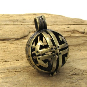 Cage Pendant, 28x21mm Antique Brass Finished Pewter Cage Pendant, Jewelry Supplies, Item 477p
