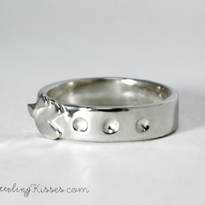 PacGal Ring Sterling Silver band Arcade retro videogame gamer jewelry