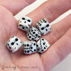 Mini Skull Dice Set of 6 Made in the USA d6 DnD Bone Unique Custom  D&D Gamer RPG Role playing board game Dungeons and Dragons