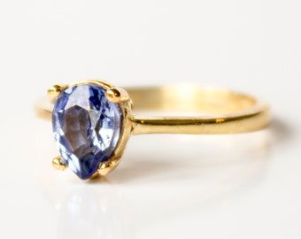 14K gouden peer-saffierring: speciale trouwring