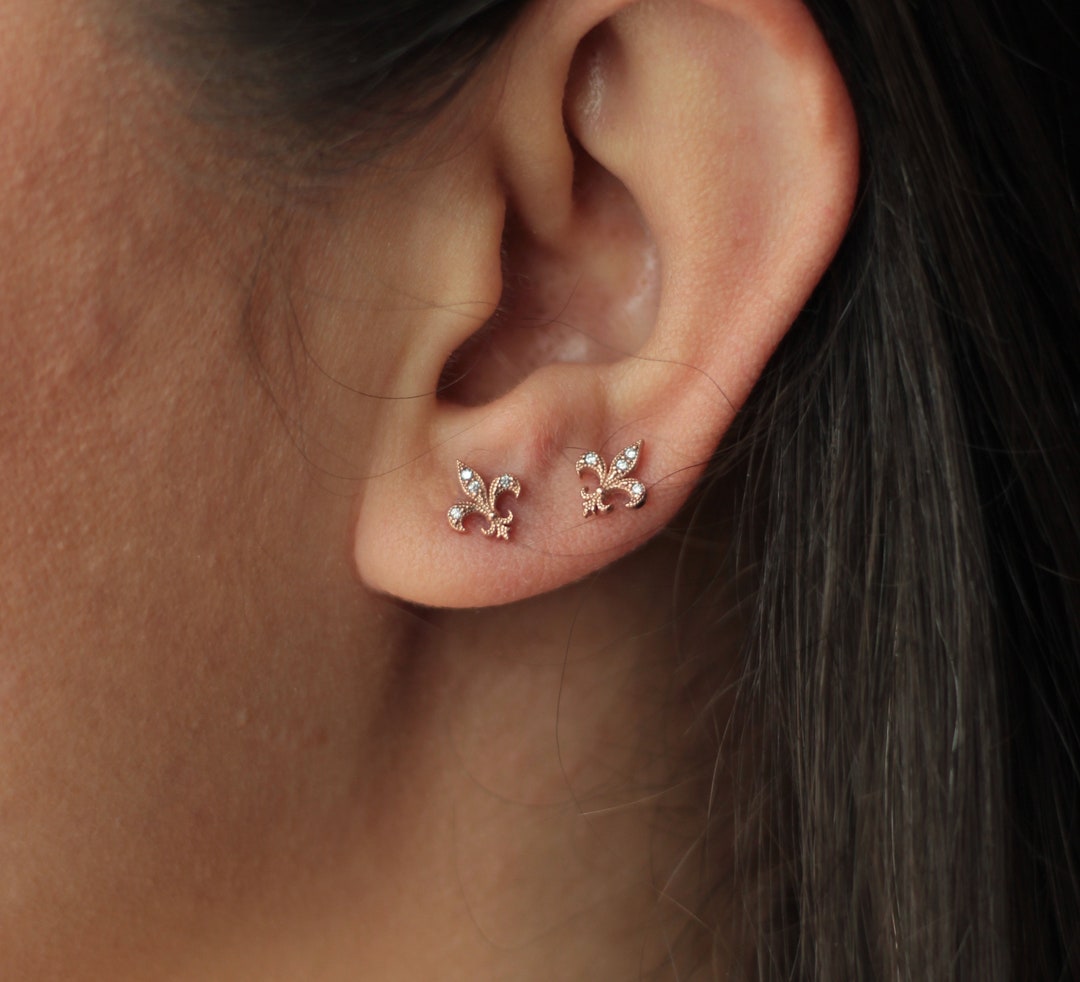 Fleur-de-Lis Stud-Cubic Zirconia-OS