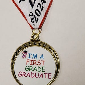 2025 First Grade Graduation, Graduate Medal, & Neck Ribbon, 2 3/8