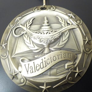 Personalized Antique Gold color finish, VALEDICTORIAN or SALUTATORIAN medal, 3&quot; diameter with lanyard