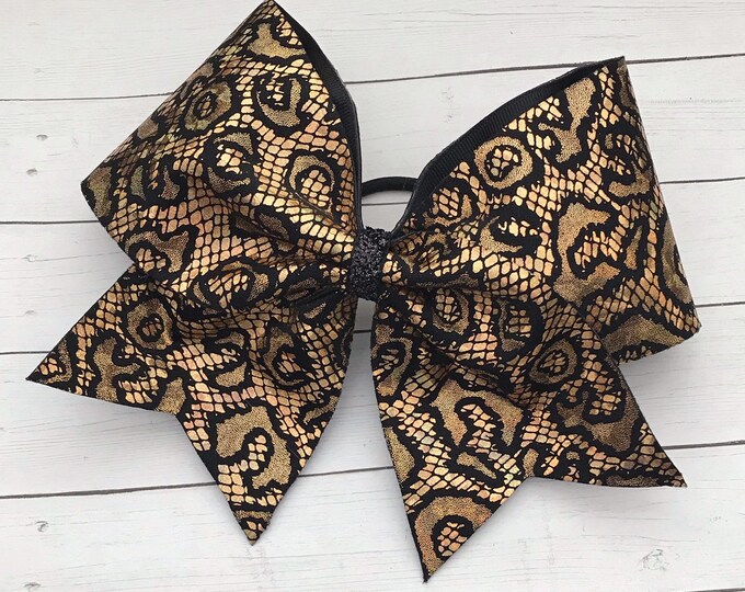 Red Bow Cheetah Short Set main image 1