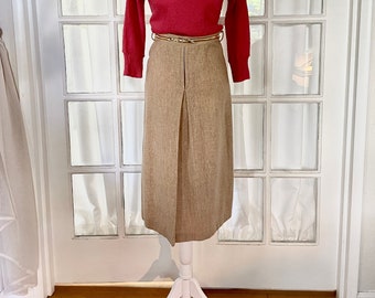 1950s Tan wool skirt. Small