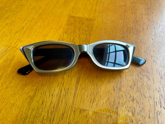 NOS unused 50s 60s brown cat eye sunglasses - image 4