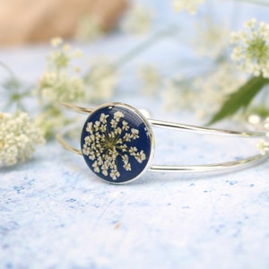 NEW Silver bangle bracelet navy blue white flower mom gift mothers day wife birthday present floral jewellery Christmas anniversary image 1