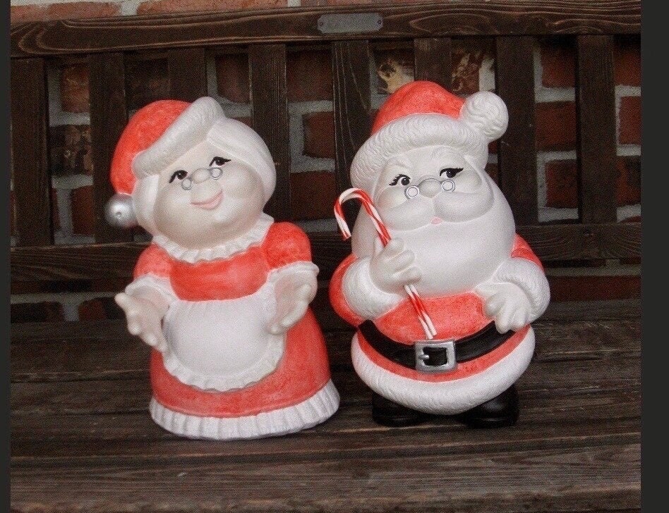 Mr. & Mrs. Santa Claus Salt & Pepper Shakers w/ Box – Treasures Under Sugar  Loaf – Antiques, Collectibles, Home Decor and More