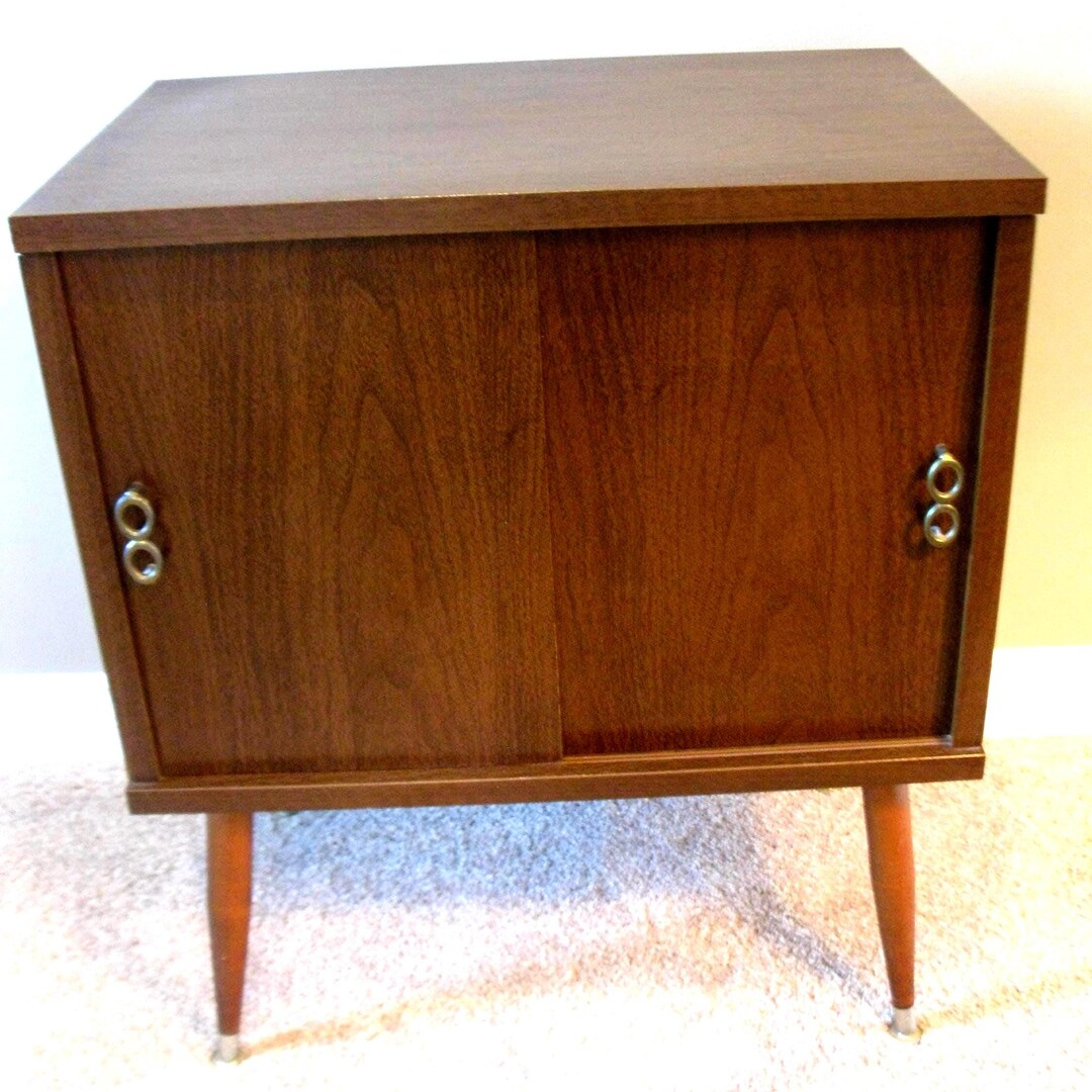 Lu Van Inc Record Cabinetnull