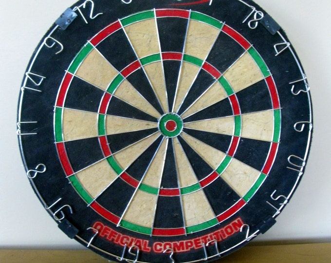Vintage DART BOARD Halex Official Competition Board Regulation 15 1/2 X