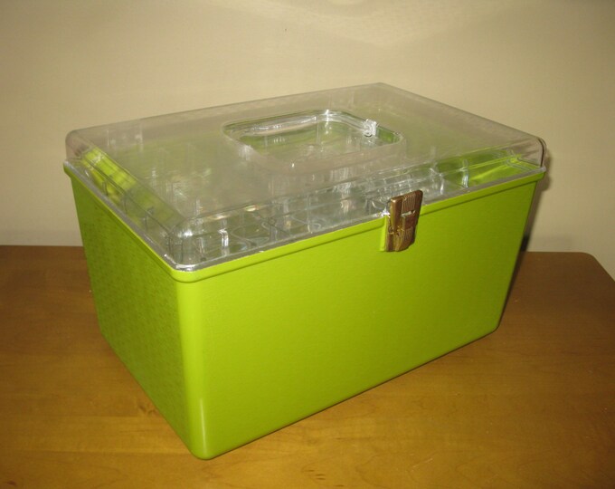 AVOCADO GREEN Wilson Mfg. Sewing Box LARGE 2 Trays see Thru Lid plastic