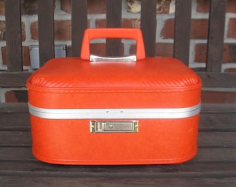 MCM ORANGE train case -cosmetic vanity case -carry on- preowned -JC Penney -1960s -hard side vinyl suitcase- retro luggage- mid century mod