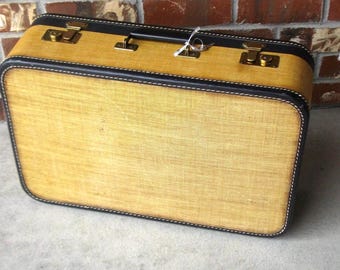 Vintage Tweed Hardside Suitcase- KEY- Nice Condition -metal handle -mid century- retro - Photo Prop- Stacking - storage - Steam punk- 1950's