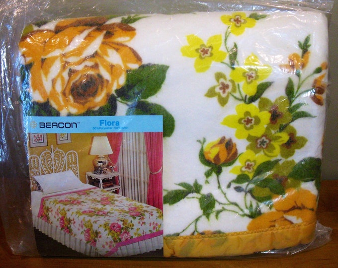 NEW Old Stock BEACON Bed Blanket 72 X 90 polyester nylon NEVER Used