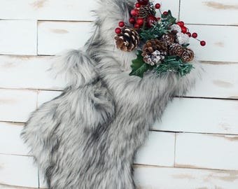 Calcetín navideño de piel sintética gris