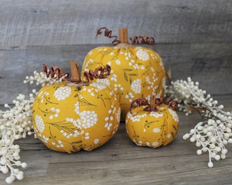 Yellow Floral Pumpkin set