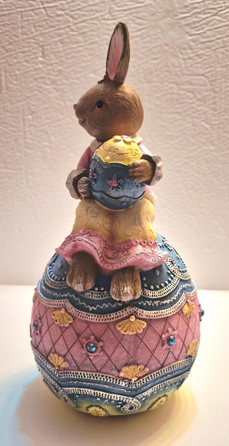 Vintage Easter Bunny Figurinesnull