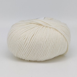 Wool #801 Knitting yarn 100% Australian Merino Wool spun in Italy, 1 oz.3/4 ( 50 g), 131 yards (120 m) Golden Fleece Prato