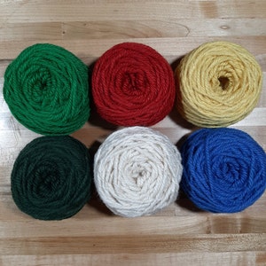 Bonus Buy ~ 6 shades of Wool Rug Yarn  CHRISTMAS~ Ready to Use ~ 3 Ply Thick, 2 oz.