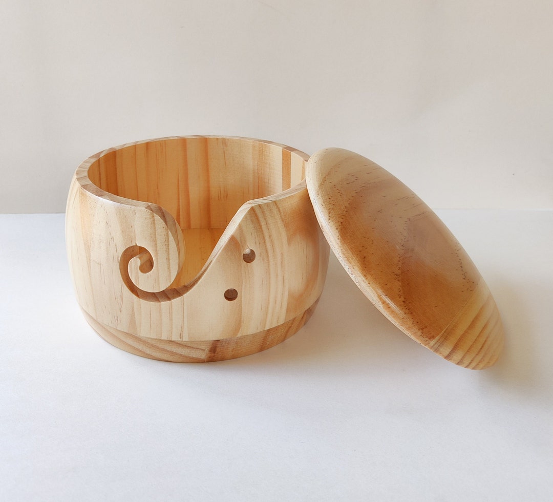 Wooden Yarn Bowl,Yarn Bowls with Lid for Knitting Crochet Yarn Ball Holder  Handmade Yarn Storage Bowl,Light Wood