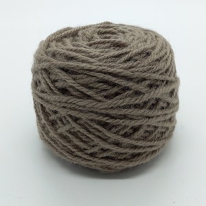 Beige # FY15 THIN (Fine Punch Needle) Wool Rug Yarn 100% Wool 1/8 lb. Ready for Use ~ 3 ply,